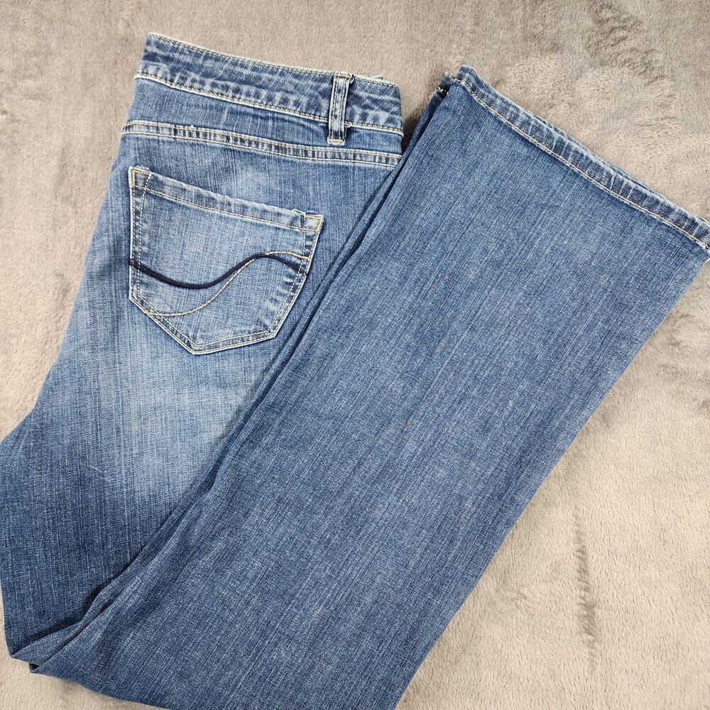 Lane Bryant Jeans Women's 14 or 16 Blue Dark Wash Boot Cut Jeans Genius Fit Dark